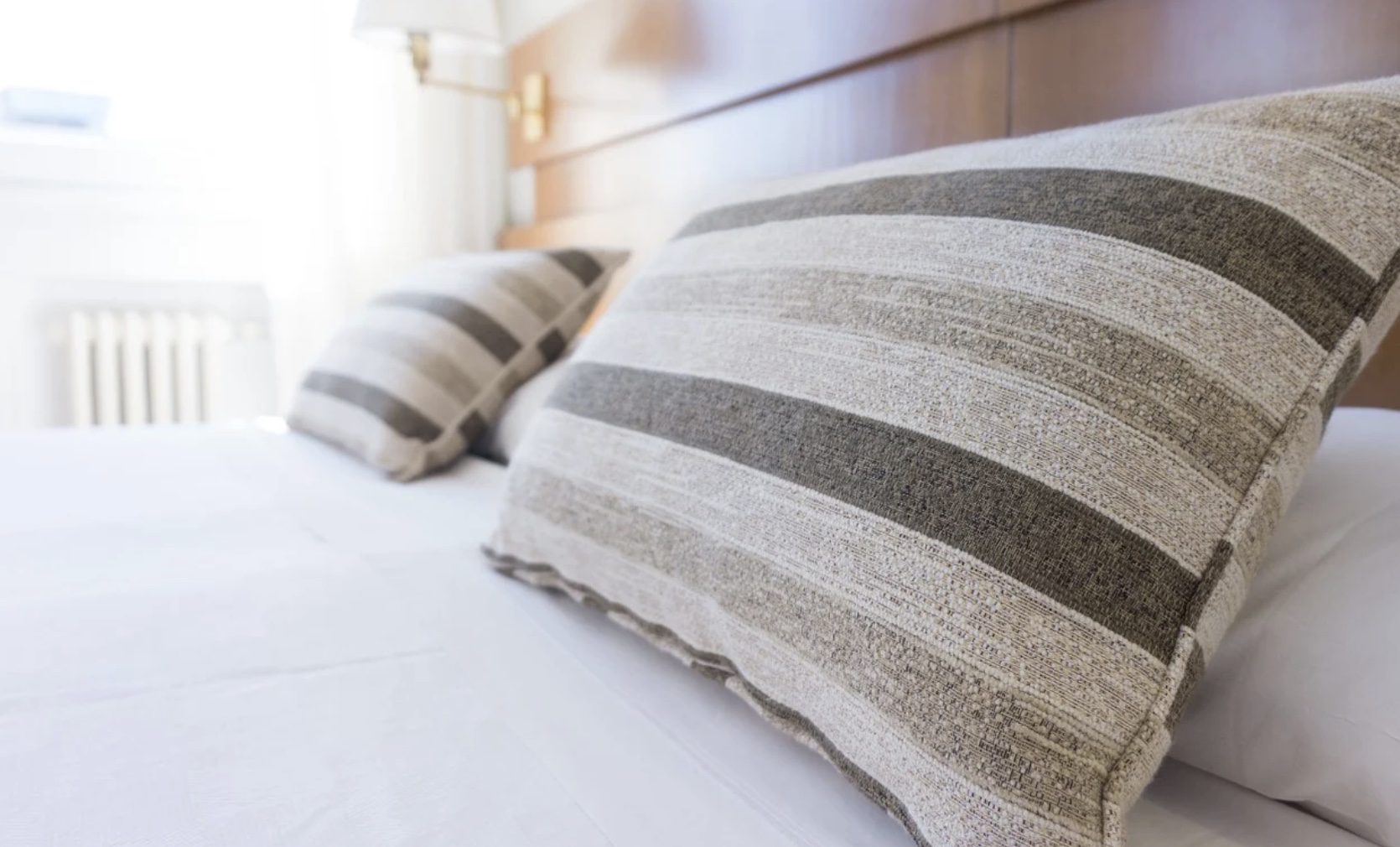 Habillez votre chambre avec un lit adulte design !