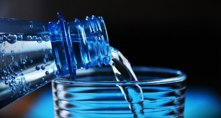 Eau