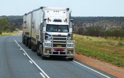 Quelles sont les différences fondamentales entre le transport, la livraison et la logistique ?