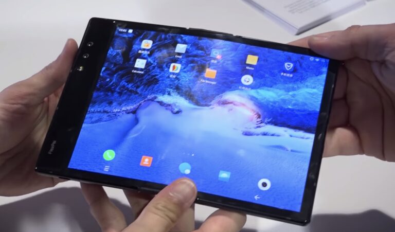Le Smartphone pliable de Royole
