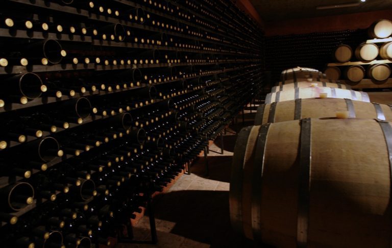 Une cave à vin