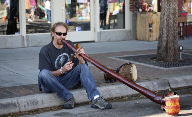 Didgeridoo