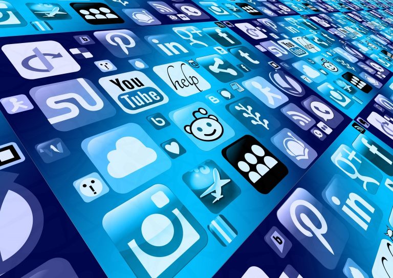 réseaux sociaux dangers