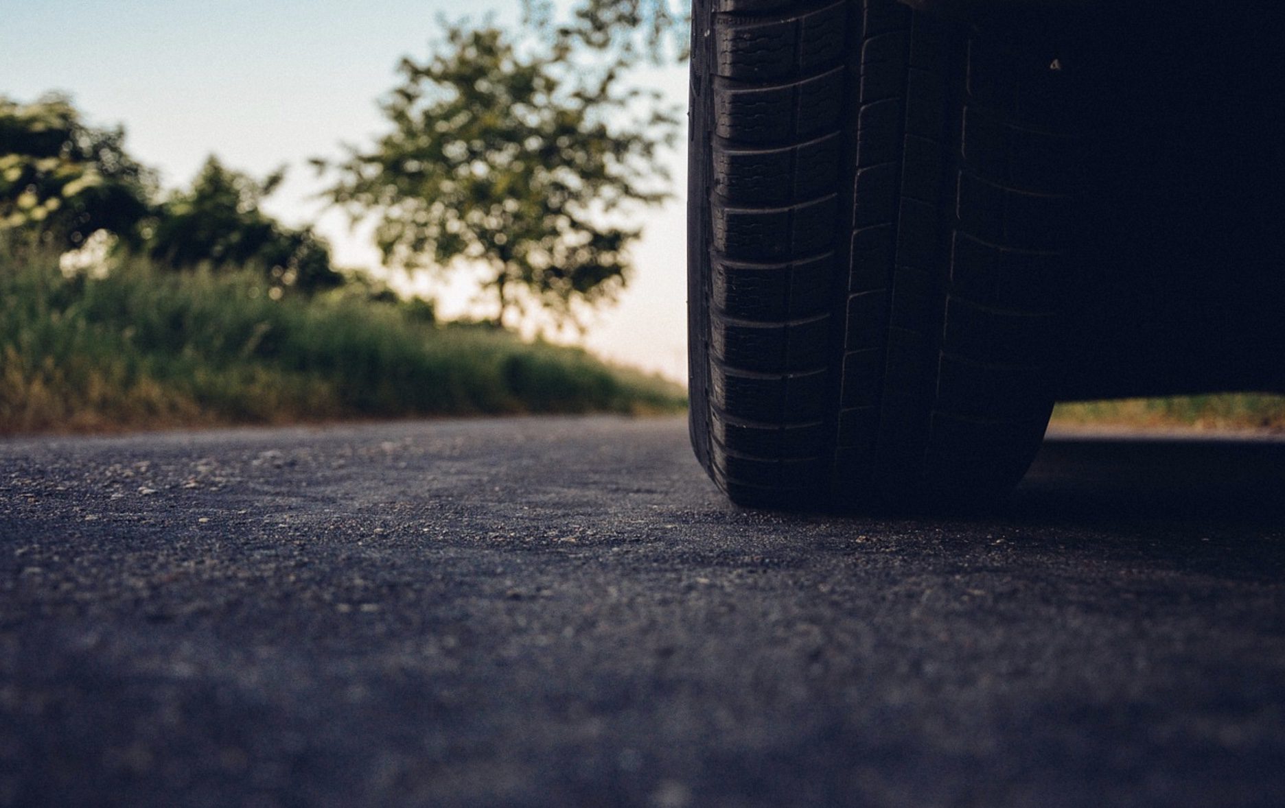 Pression du pneu de voiture : voici comment trouver cette indication si importante