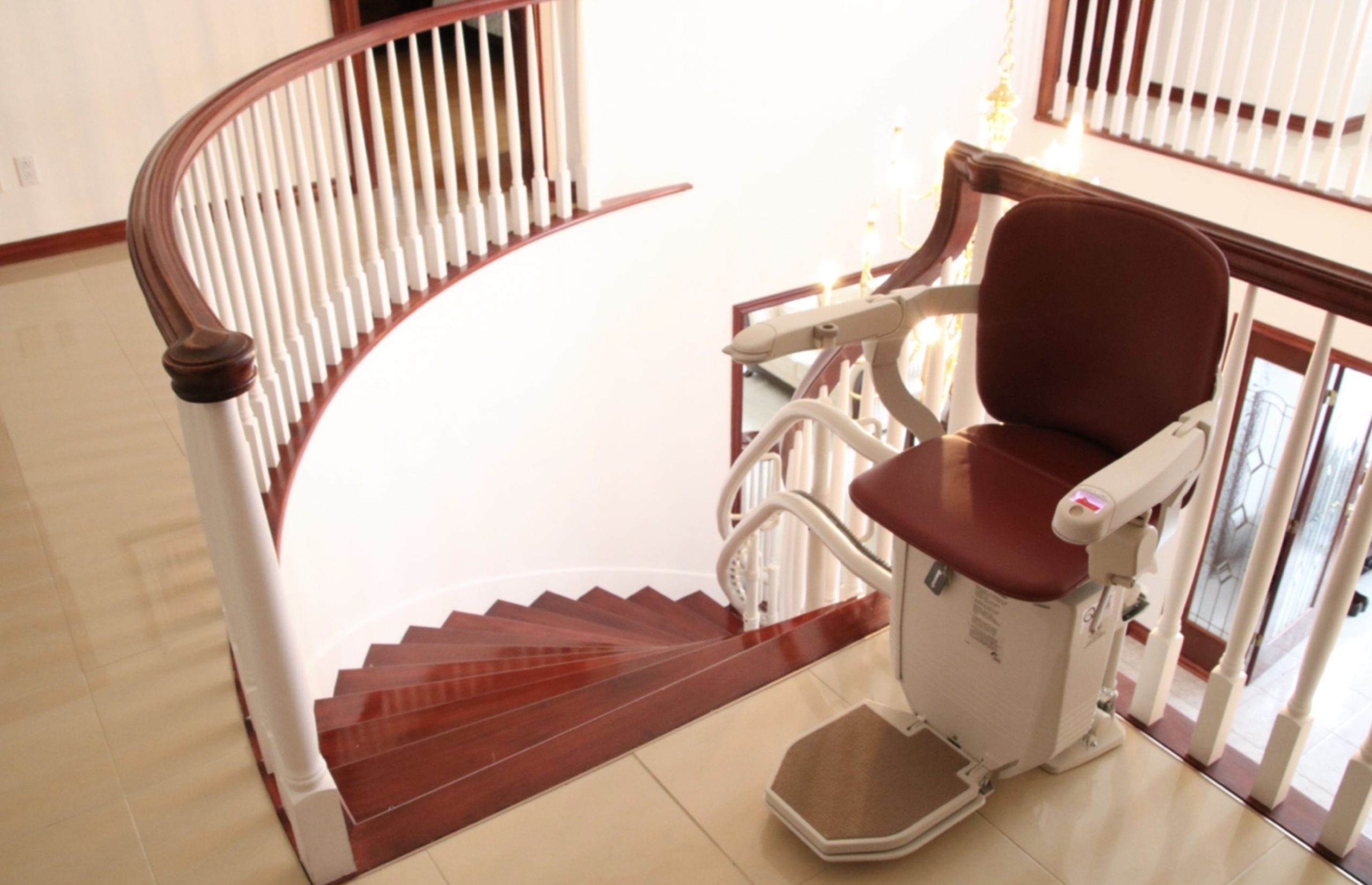 Le siège escalier : est-ce une solution pour faciliter la mobilité des séniors ?