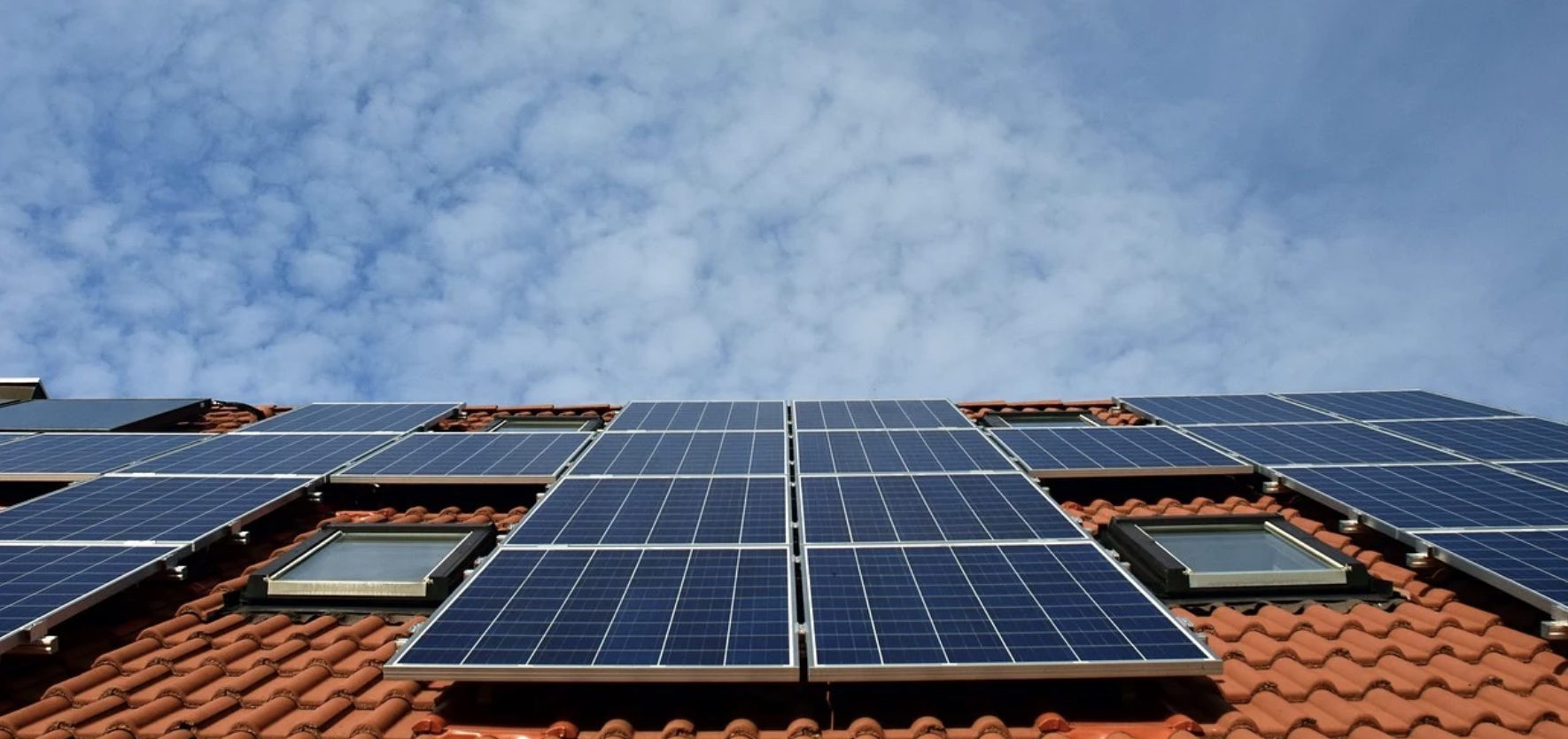 Panneaux solaires : quelles économies prévoir pour votre foyer ?