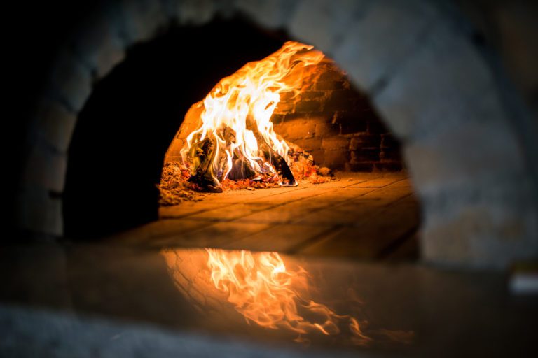 Four à bois pour cuisiner