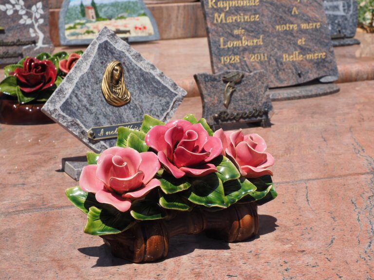 choisir plaque funeraire