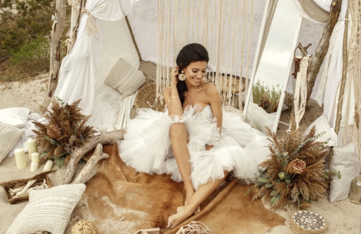 Choisir une robe de mariée bohème : nos conseils pour un mariage féerique