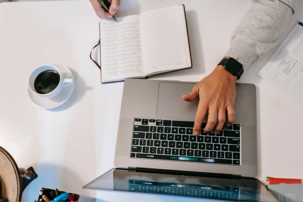 Qualitee.io : un allié pour la qualité des contenus et le SEO