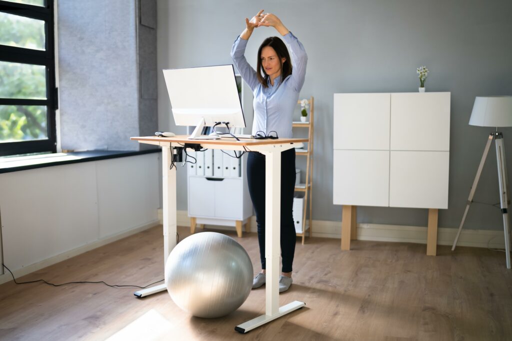 comment-Ameliorer-condition-physique-bureau-1024x683 Comment améliorer sa condition physique au bureau : tutoriel pratique pour rester en forme