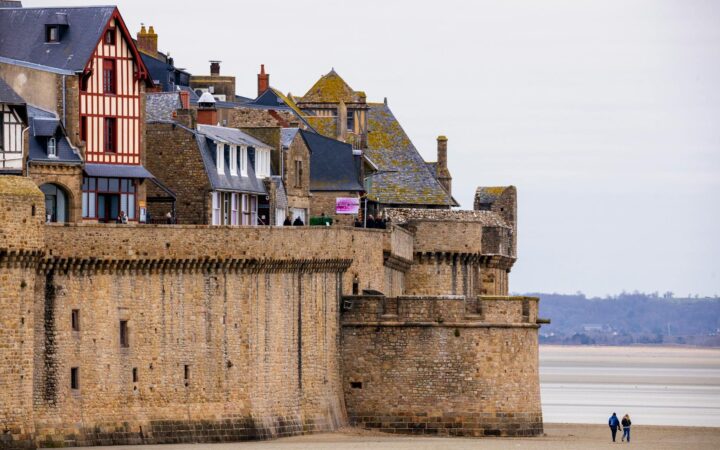 Maisons à rénover bord de mer pas cher en Bretagne : ce que le marché révèle vraiment